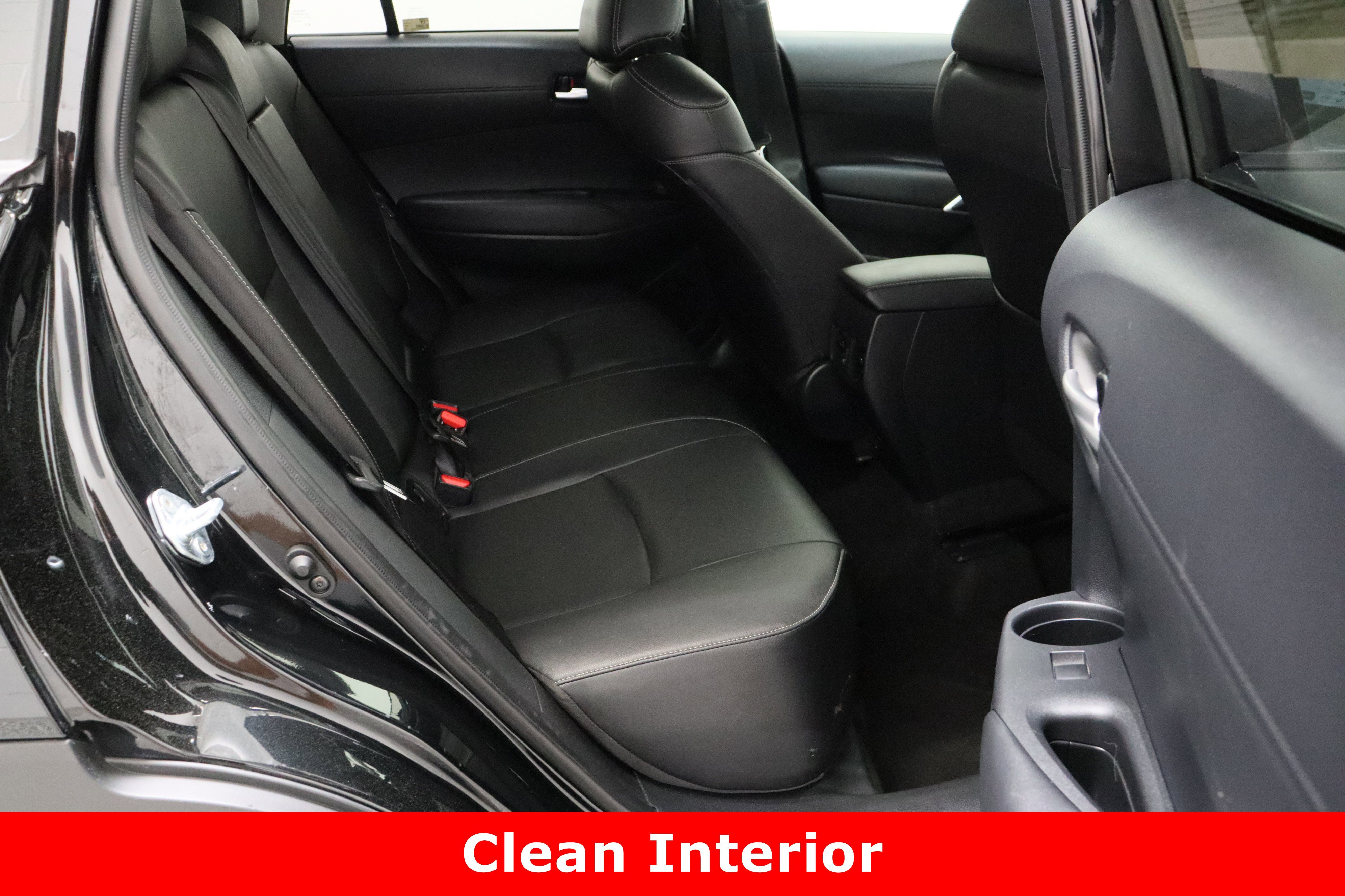 Used 2025 Toyota Corolla Cross XLE image 35