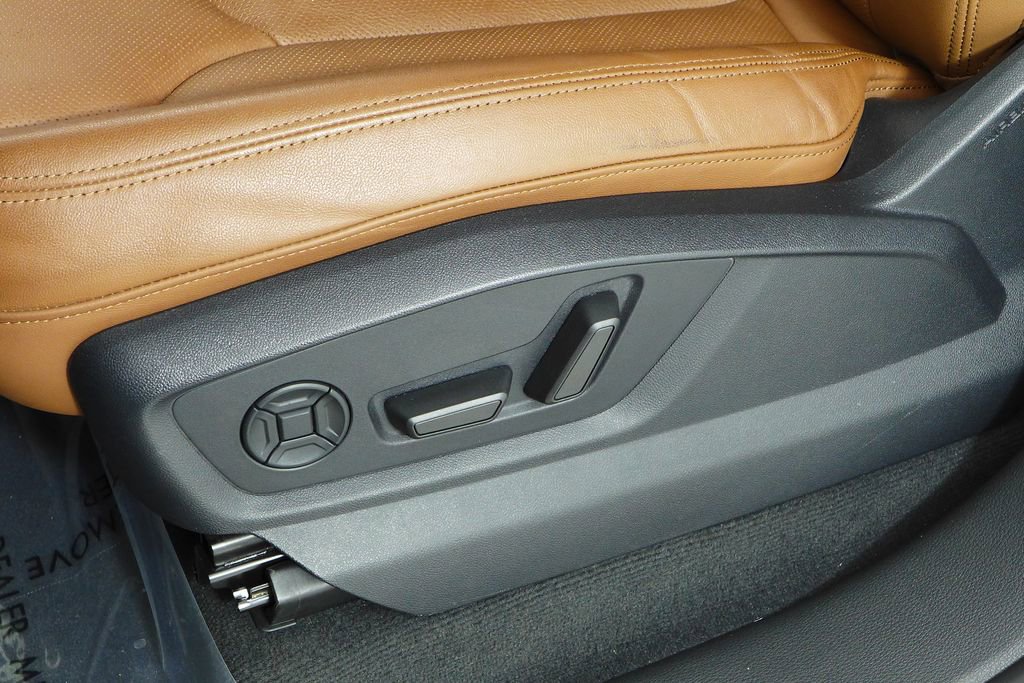 Used 2023 Audi Q8 Premium Plus w/ Premium Plus Package image 23