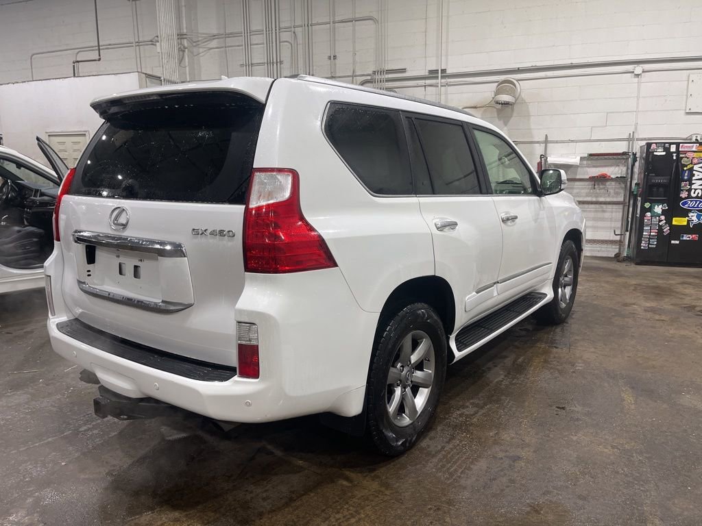 Used 2013 Lexus GX 460 Premium image 4