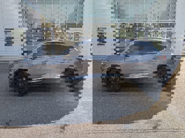 Used 2025 Acura MDX SH-AWD image 2