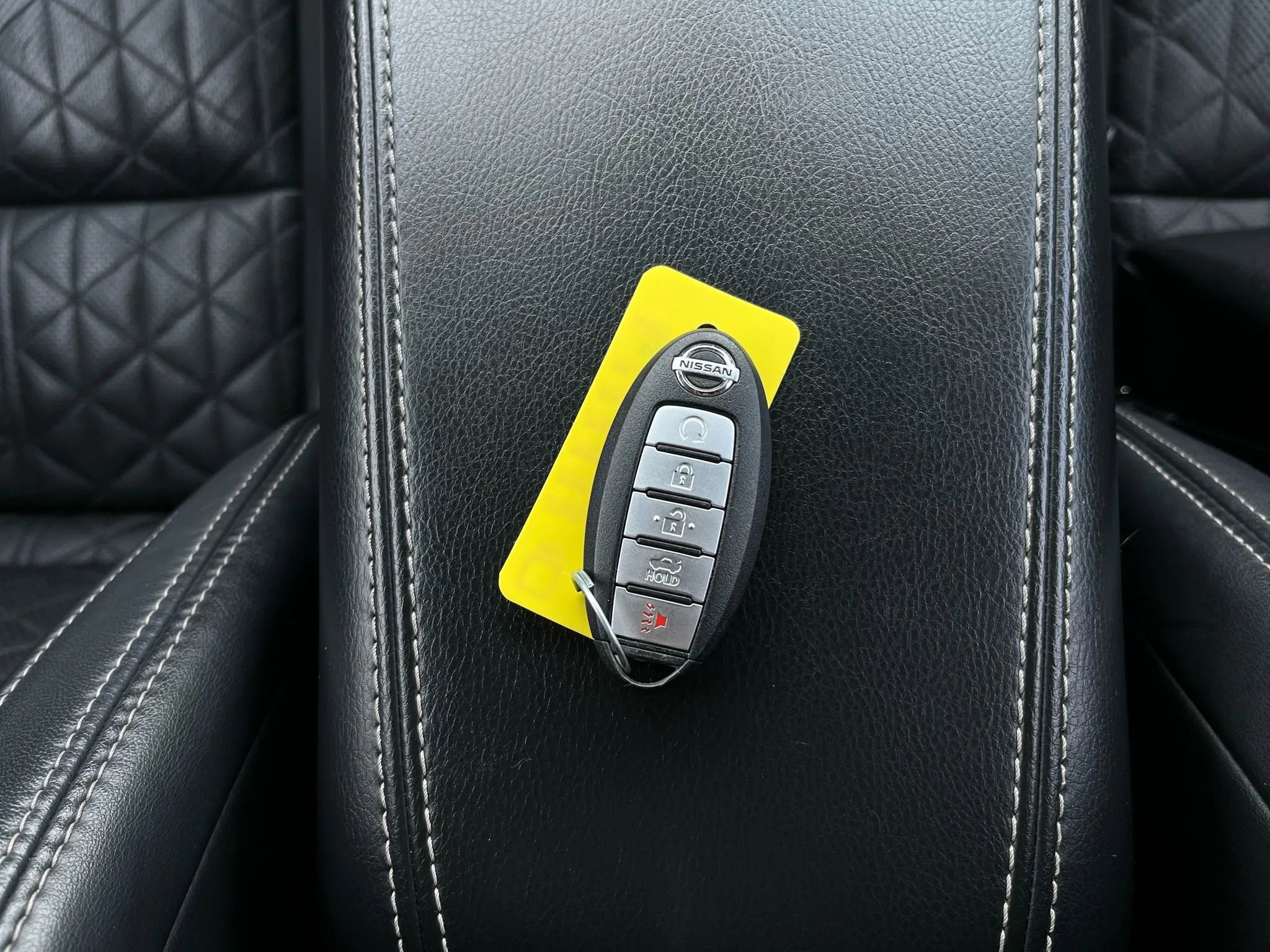 Used 2016 Nissan Maxima Platinum w/ Interior Lighting Package image 22