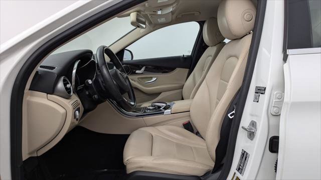 Used 2015 Mercedes-Benz C 300 Sedan image 14
