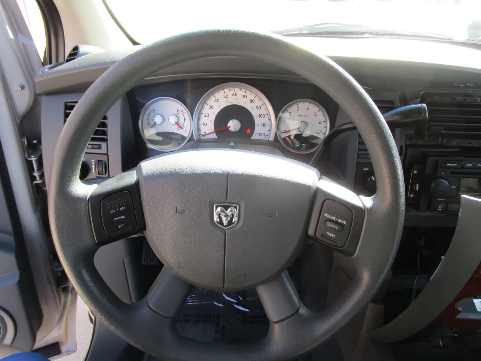 Used 2006 Dodge Durango SLT AWD/4WD image 11