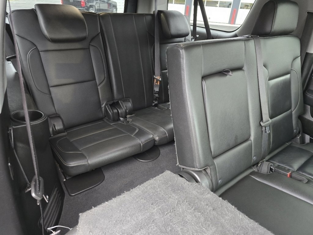 Used 2019 Chevrolet Suburban LT image 20