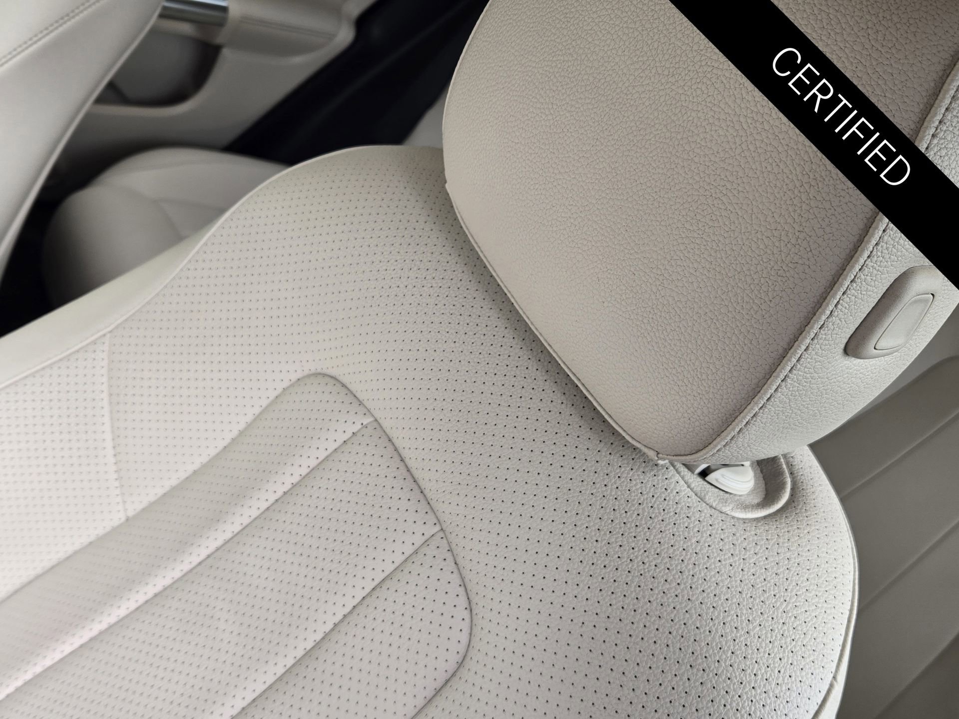 Certified 2021 Mercedes-Benz GLA 250 image 22