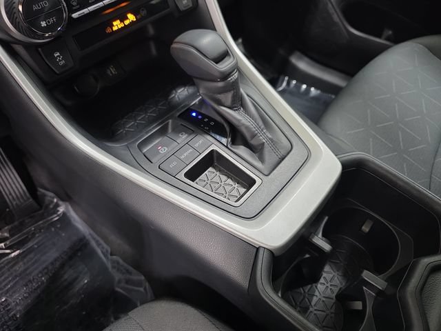 Certified 2025 Toyota RAV4 XLE FWD image 22