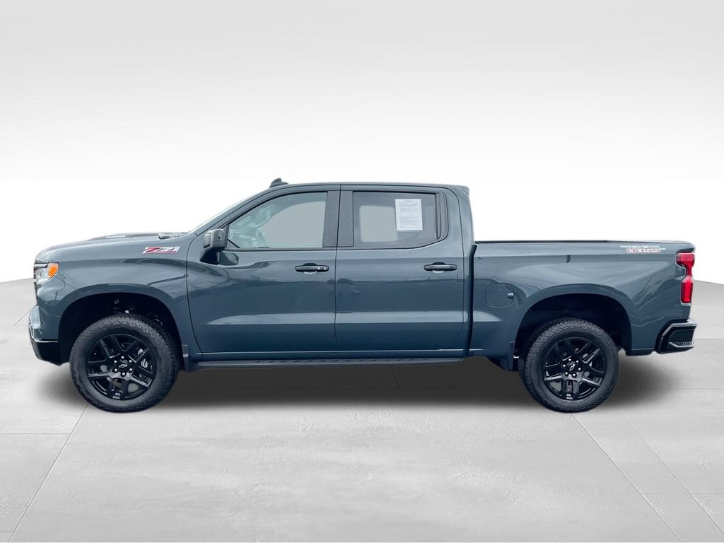 Used 2025 Chevrolet Silverado 1500 LT Trail Boss w/ Convenience Package II AWD/4WD image 5