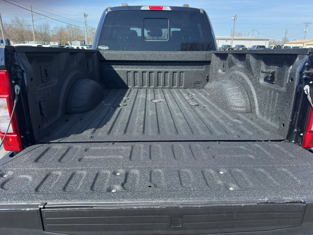 Used 2021 Ford F250 Lariat w/ Chrome Package image 8