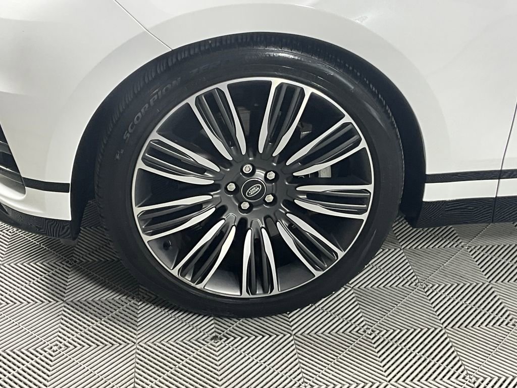 Certified 2023 Land Rover Range Rover Velar R-Dynamic S AWD/4WD image 30