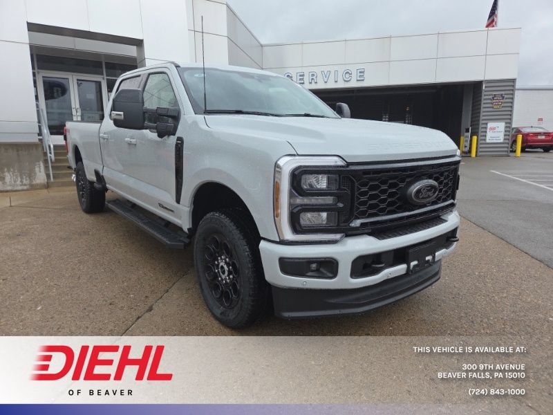 New 2026 Ford F250 Lariat w/ Black Appearance Package