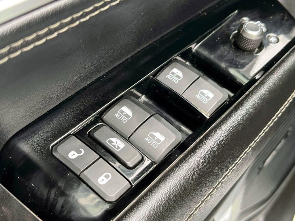 Used 2023 Jeep Wagoneer Series III w/ Convenience Group I image 18