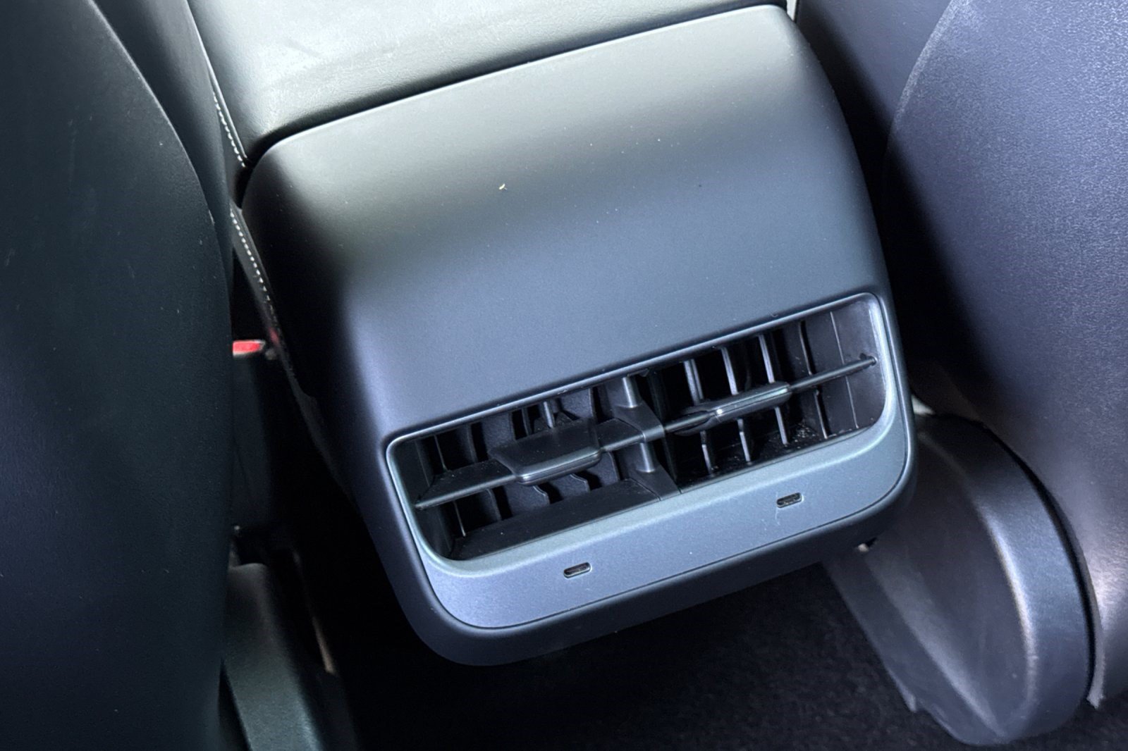 Used 2022 Tesla Model 3 RWD image 16
