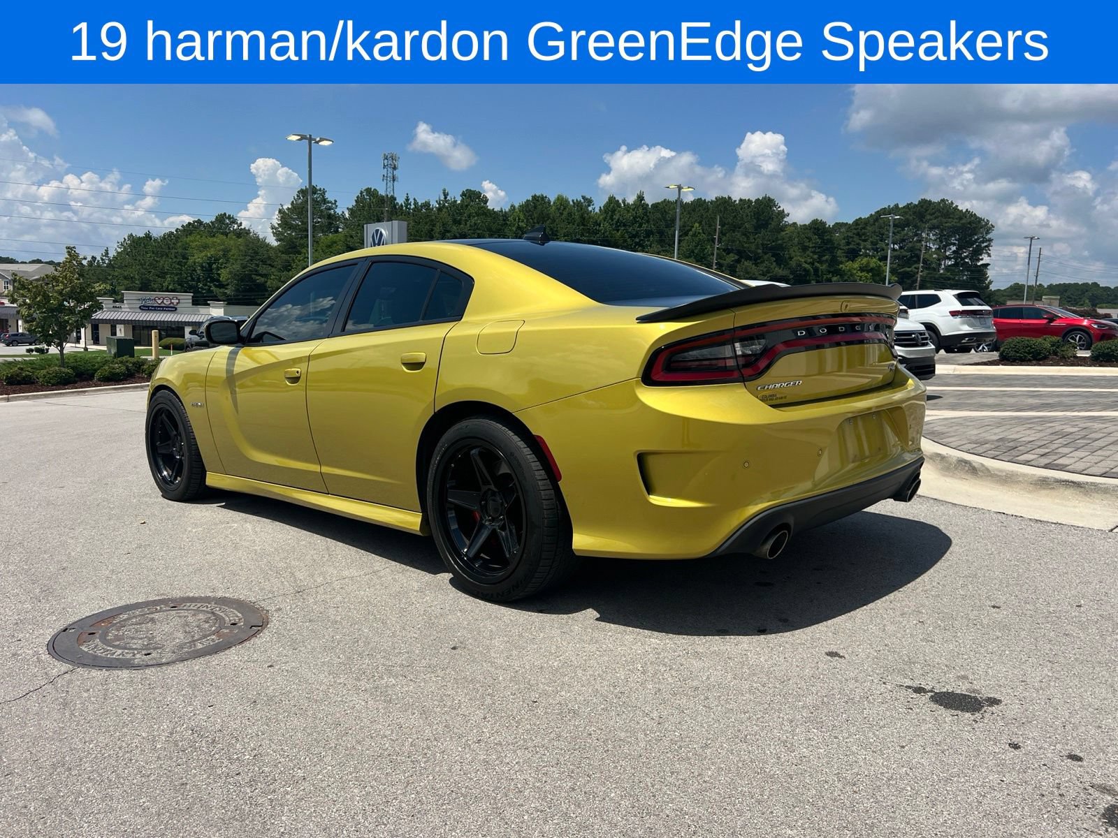 Used 2021 Dodge Charger R/T w/ Plus Group RWD image 10