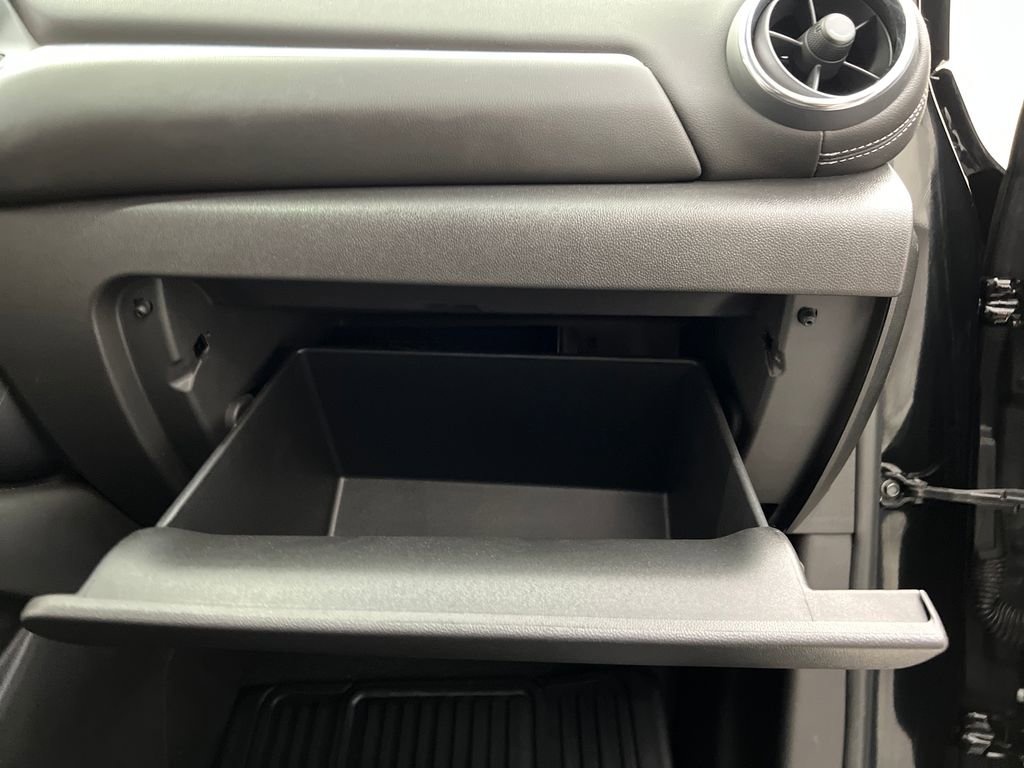 Used 2025 Chevrolet Blazer LT image 26