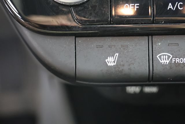 Used 2023 Hyundai Elantra SEL FWD image 16