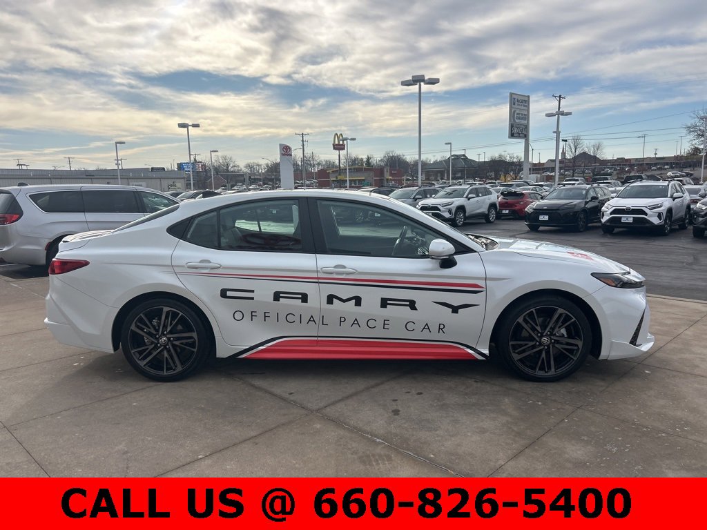 Used 2025 Toyota Camry XSE image 3