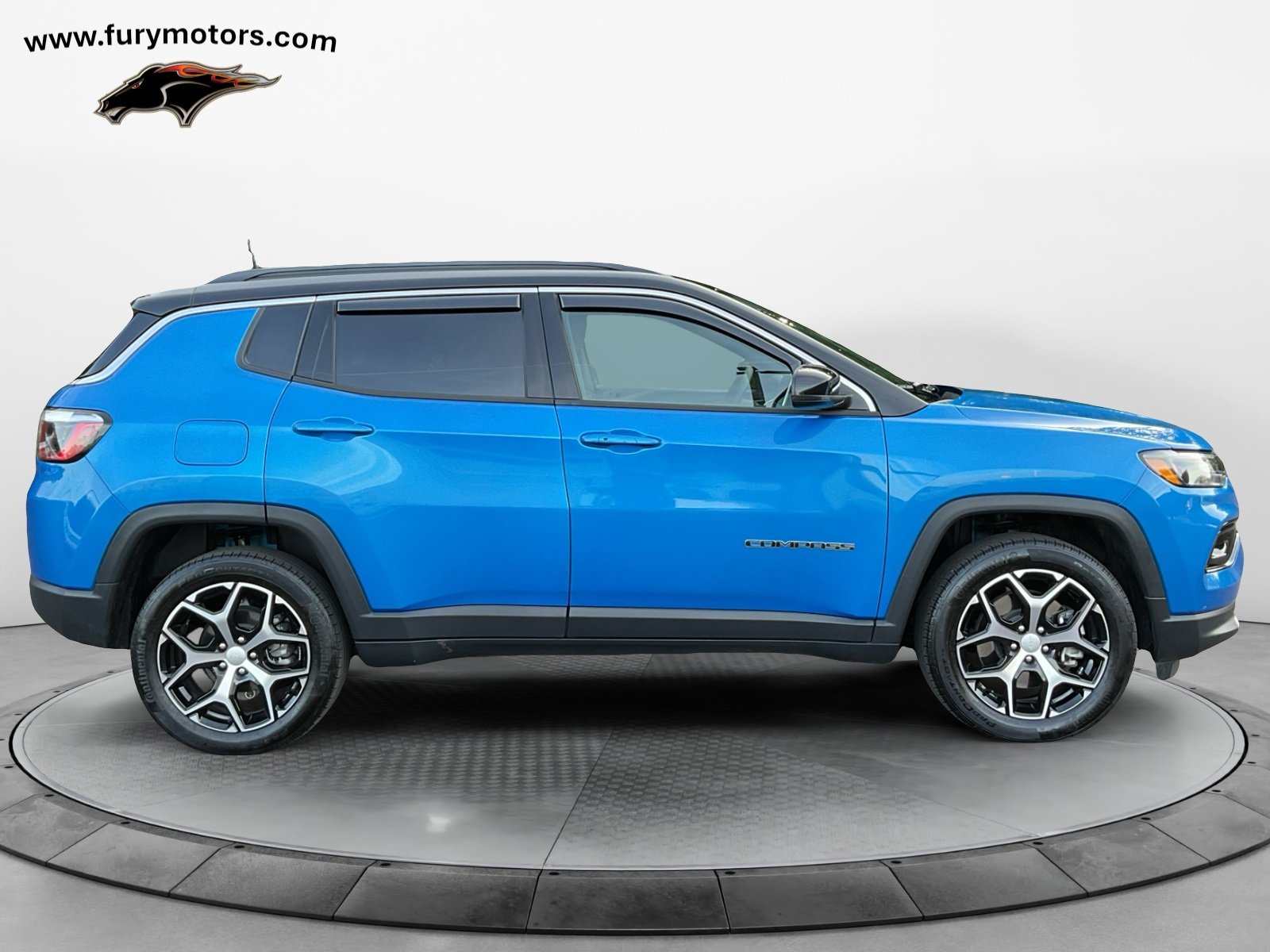 Used 2024 Jeep Compass Limited image 2