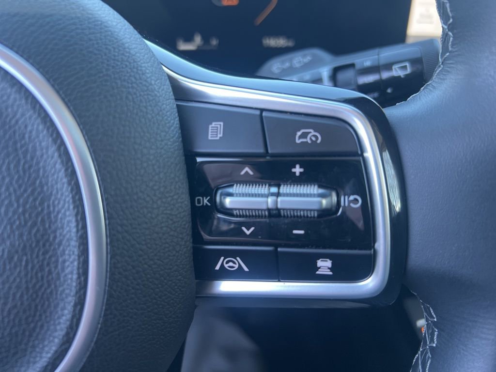 Certified 2024 Kia Sorento SX image 60