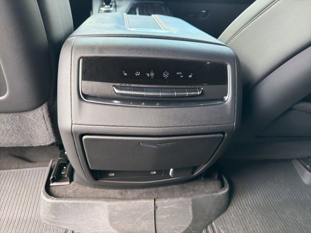 Used 2024 Cadillac Escalade Sport w/ Touring Package AWD/4WD image 12