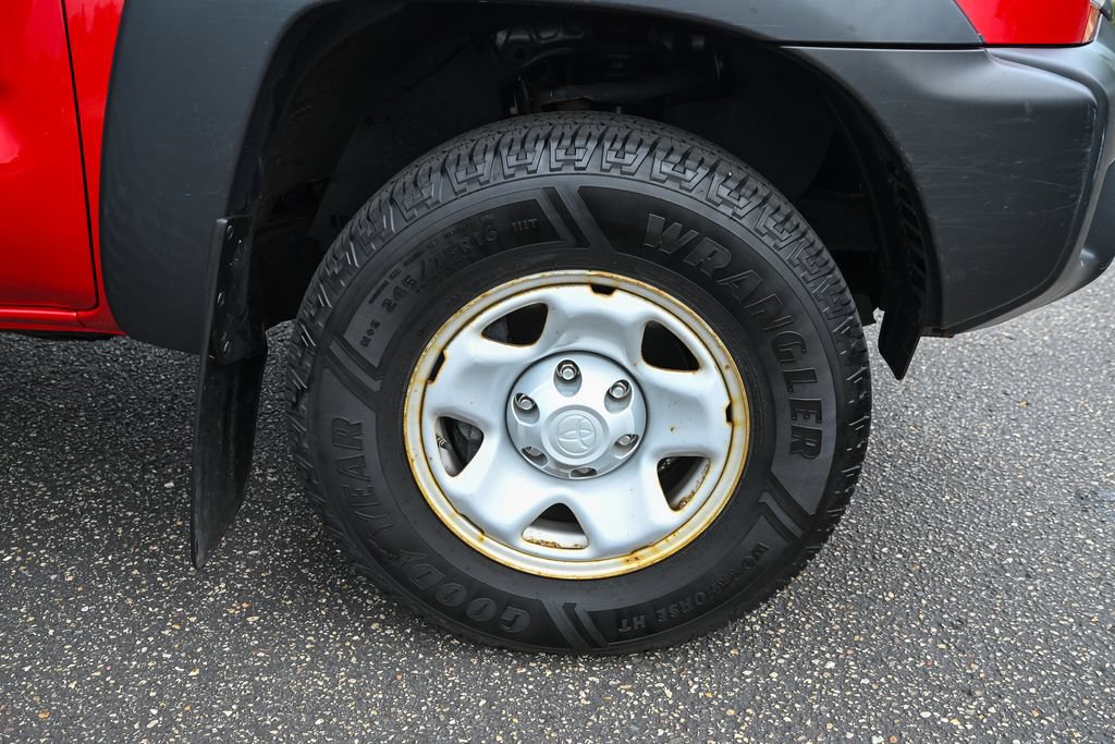 Used 2014 Toyota Tacoma 4x4 Regular Cab image 15