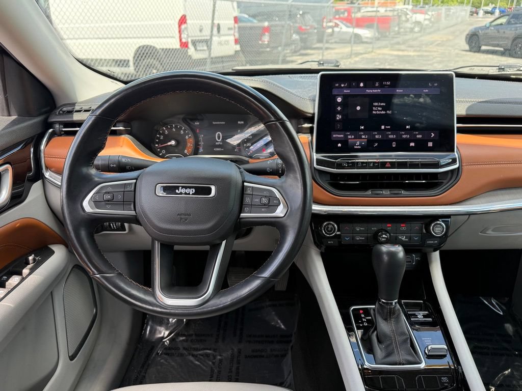 Used 2022 Jeep Compass Limited AWD/4WD image 15