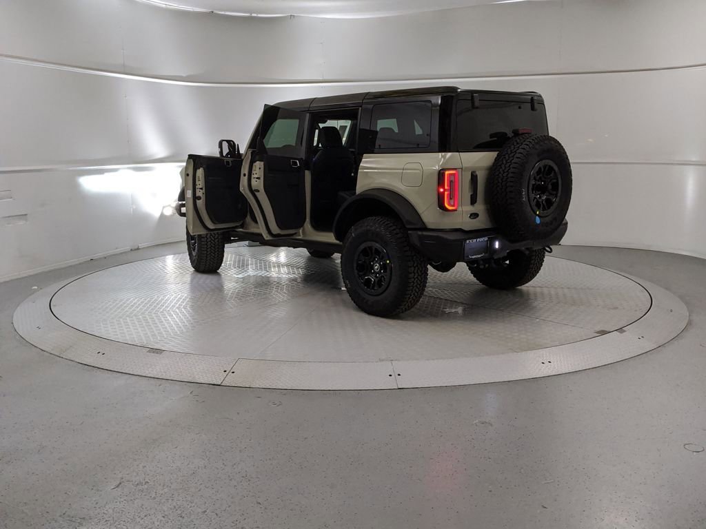 New 2025 Ford Bronco Badlands image 10