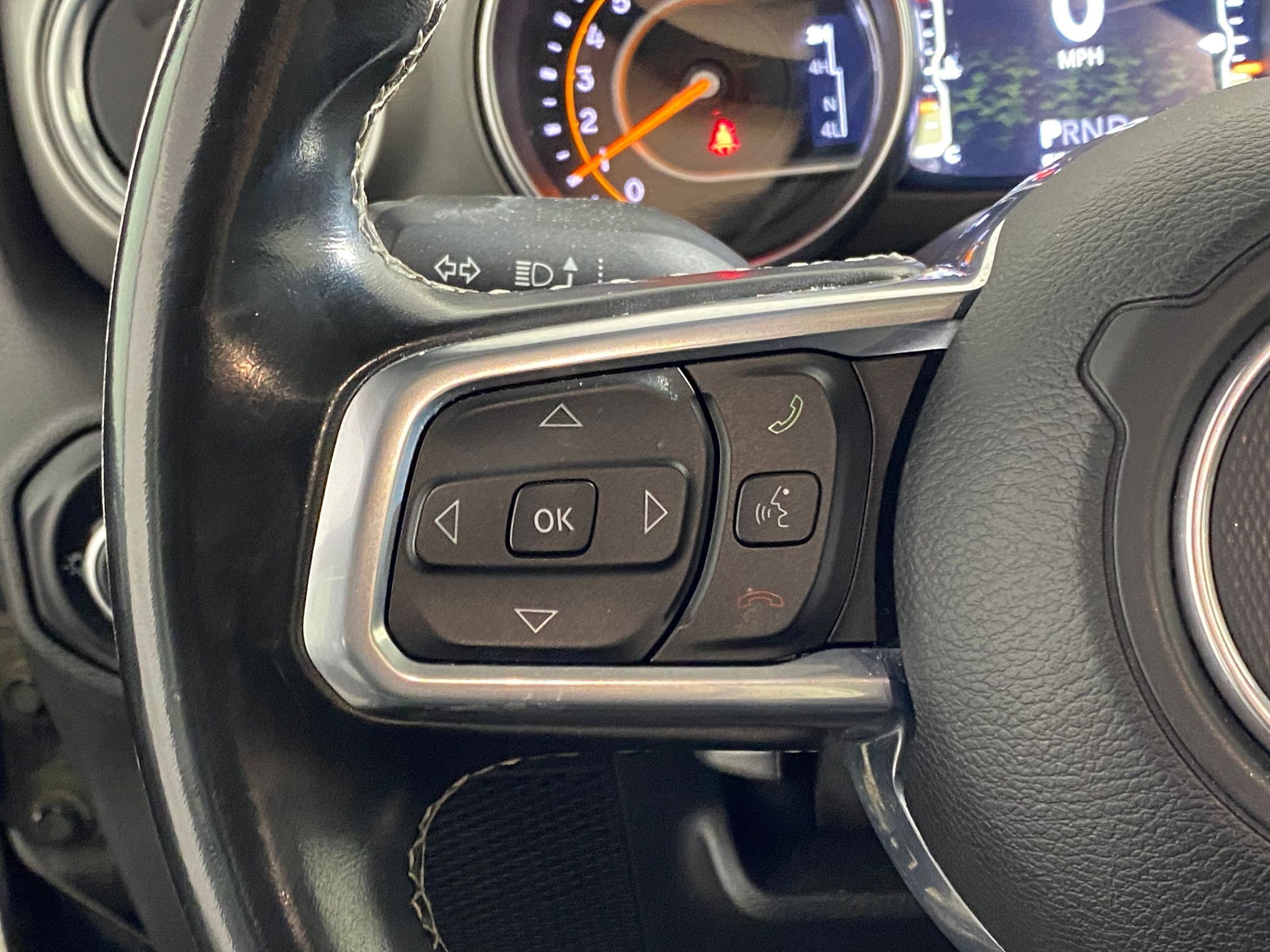 Used 2020 Jeep Wrangler Unlimited Sahara image 17