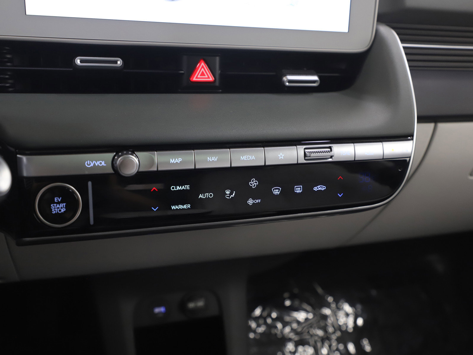 Certified 2024 Hyundai Ioniq 5 Limited image 23
