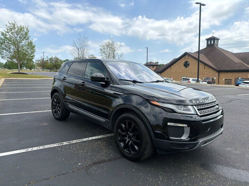 Used 2016 Land Rover Range Rover Evoque SE AWD/4WD image 3