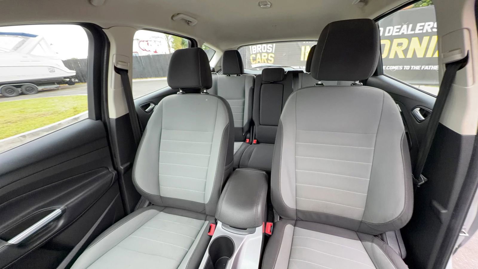 Used 2016 Ford C-MAX SE w/ Interior Protection Package image 16