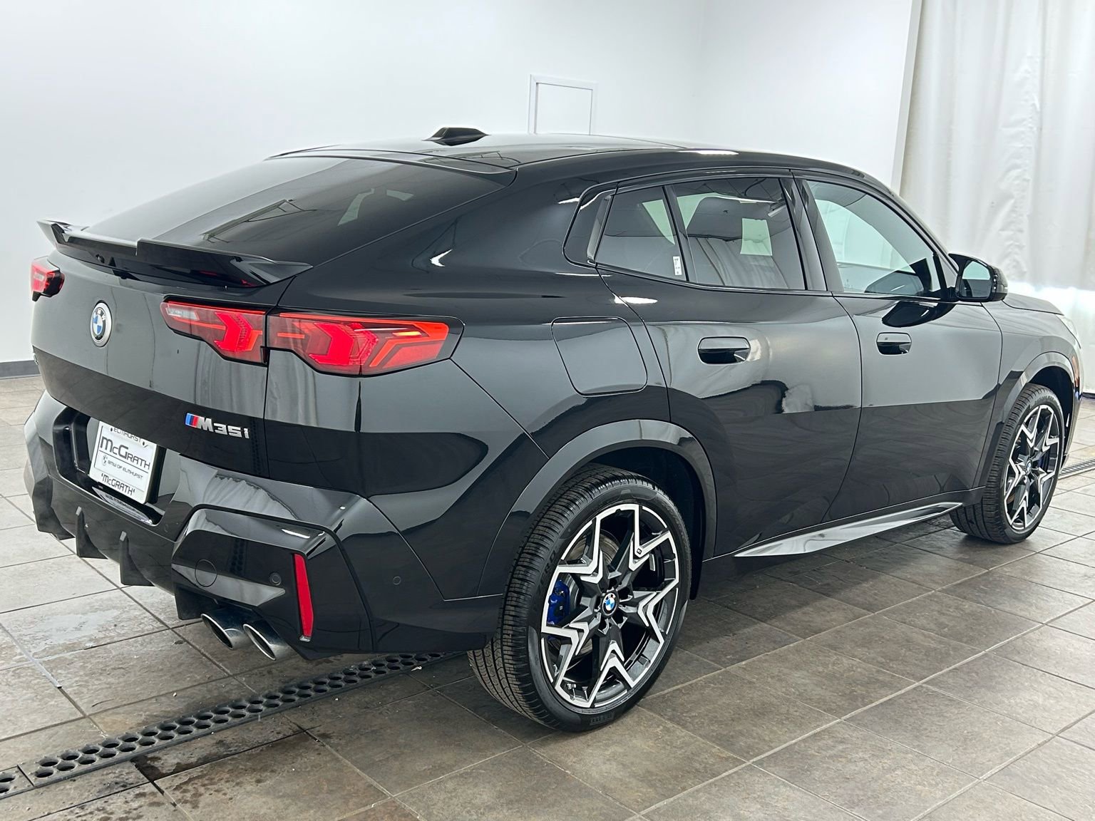 Used 2025 BMW X2 M35i image 5