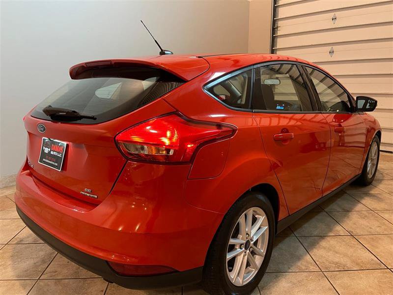 Used 2015 Ford Focus SE FWD image 47