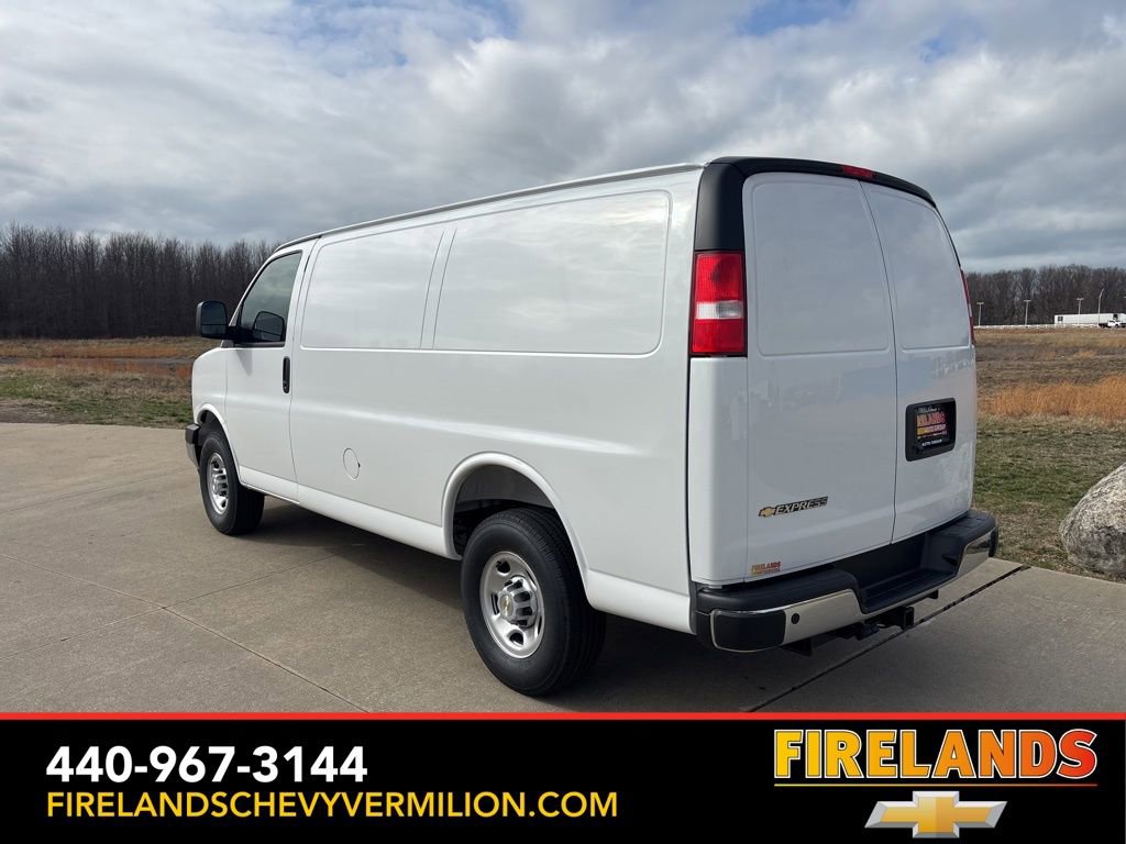 New 2026 Chevrolet Express 3500 RWD image 7