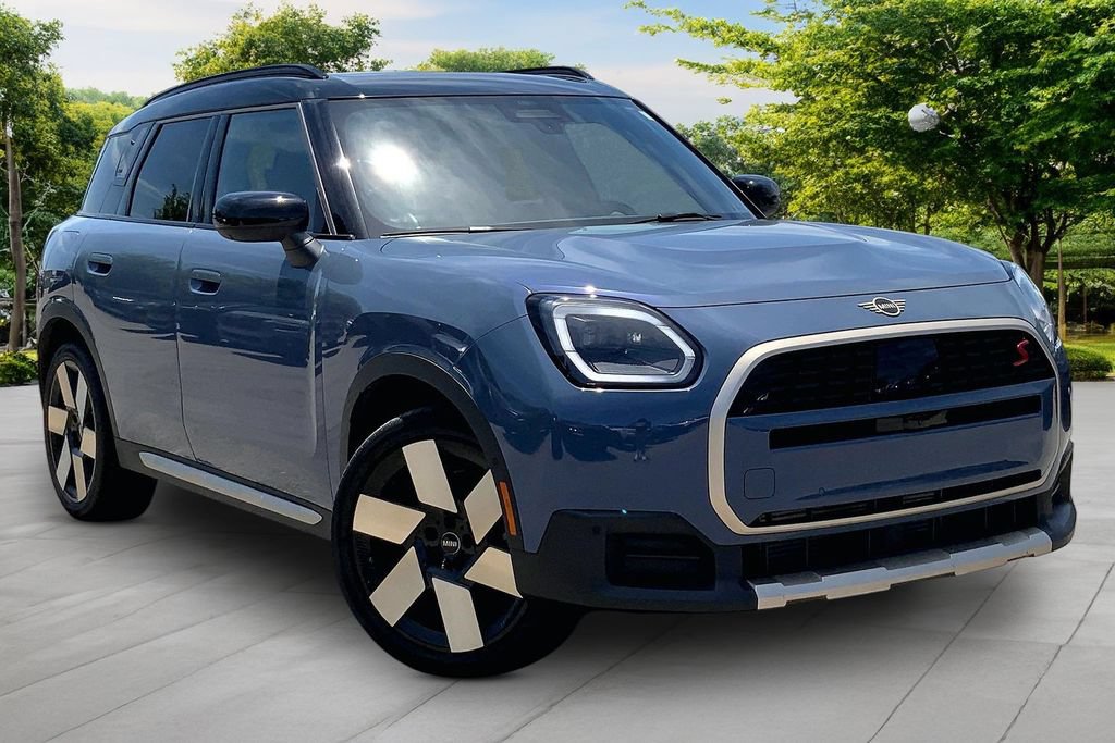 Used 2025 MINI Cooper Countryman S w/ Comfort Package Max AWD/4WD image 3