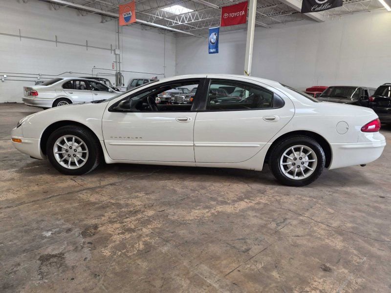 Used 1998 Chrysler Concorde LXi FWD image 20