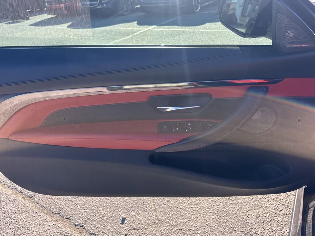 Used 2019 BMW M4 Convertible w/ Competition Package image 25