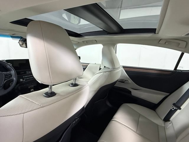 Certified 2024 Lexus ES 350 w/ Premium Package FWD image 26
