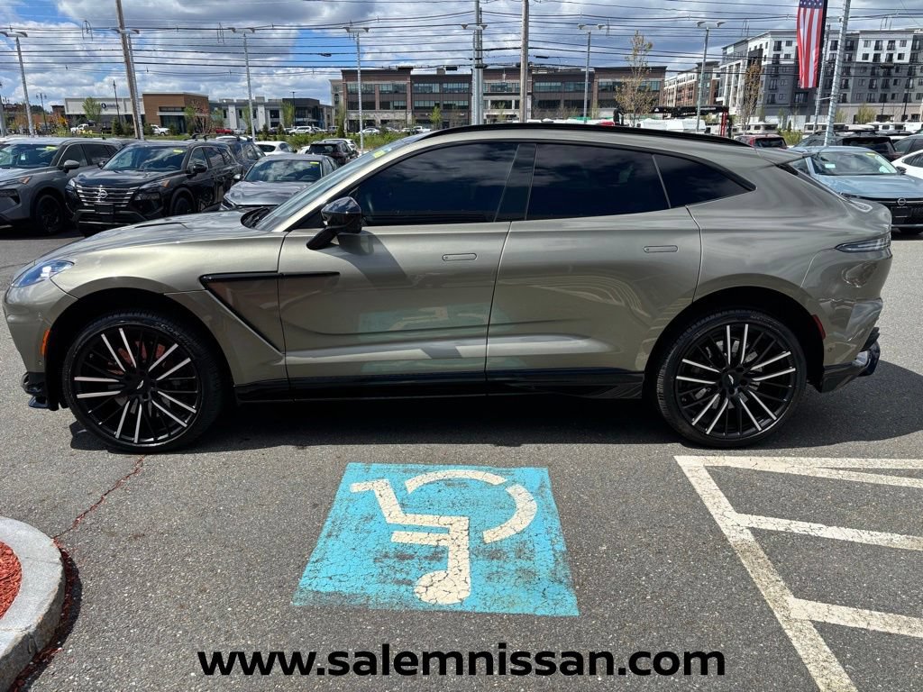 Used 2024 Aston Martin DBX 707 AWD/4WD image 4