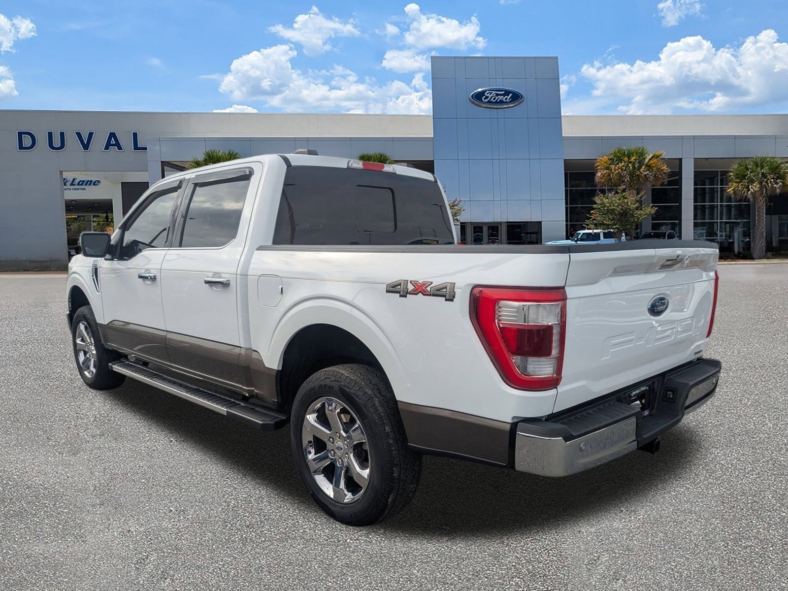 Used 2022 Ford F150 Lariat w/ Equipment Group 502A High image 6