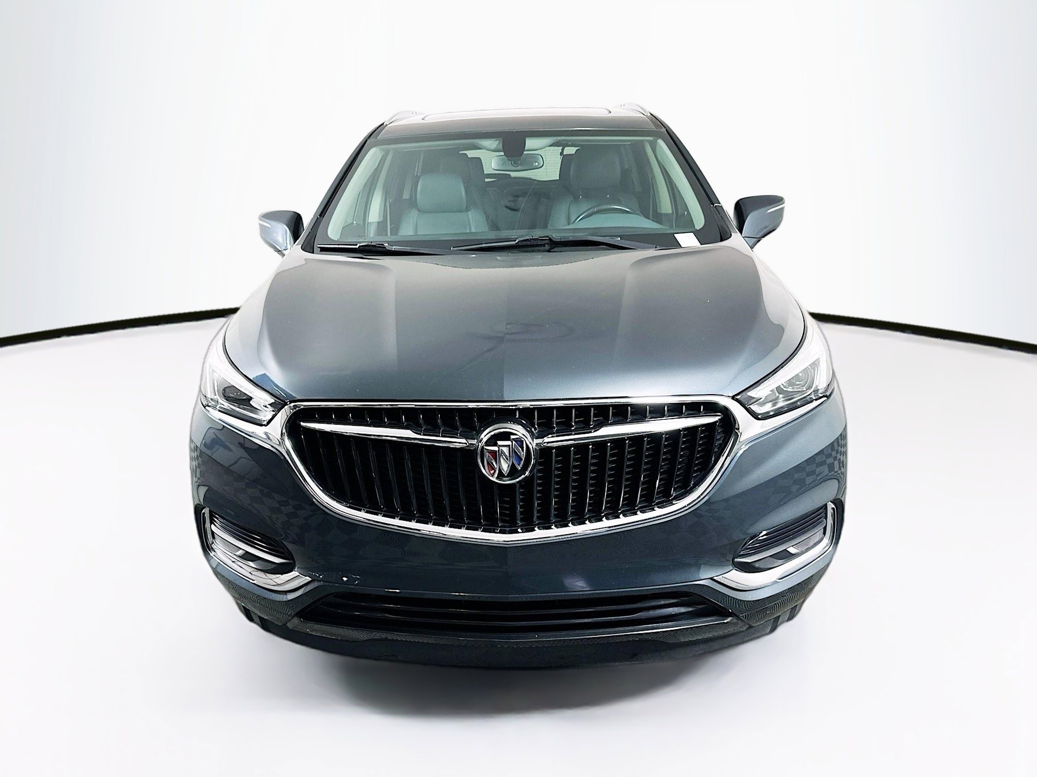Used 2019 Buick Enclave Essence FWD image 2