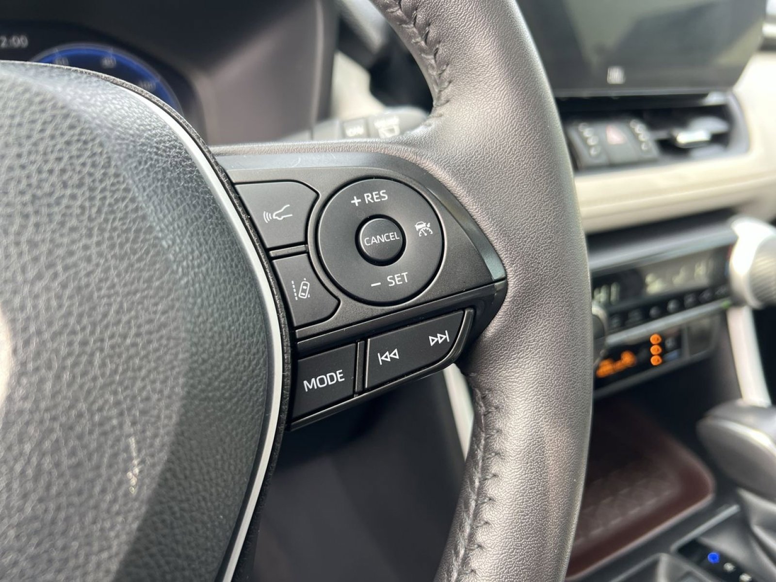 Used 2023 Toyota RAV4 Limited w/ Limited Grade Weather Package image 29