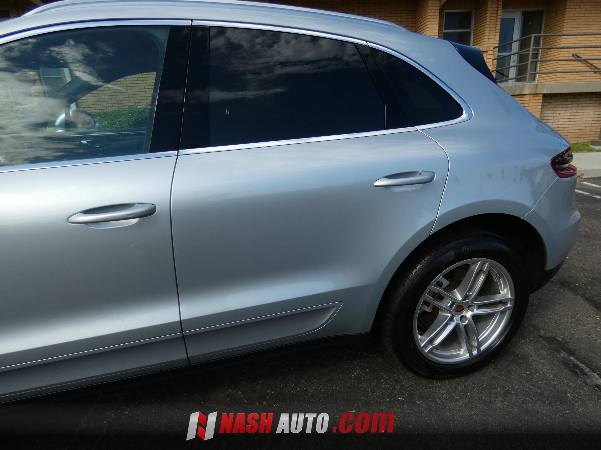 Used 2017 Porsche Macan S AWD/4WD image 13