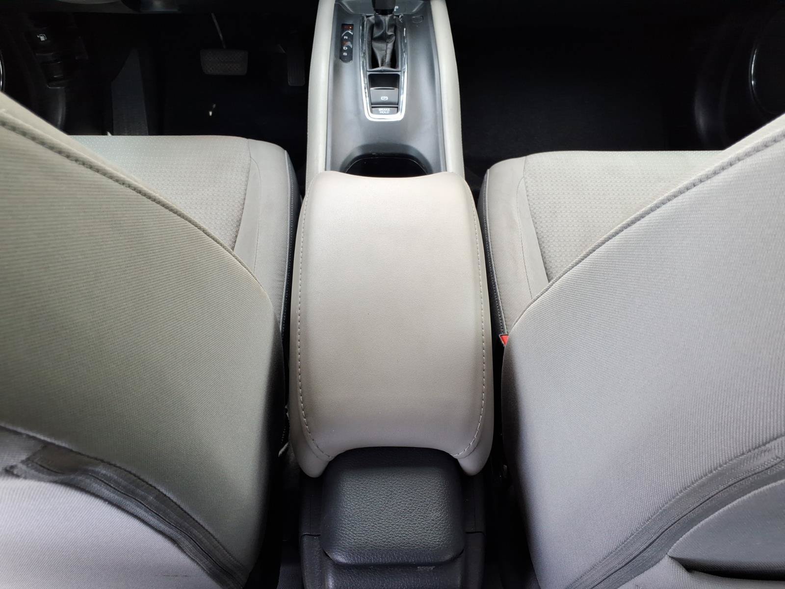 Used 2019 Honda HR-V EX image 16