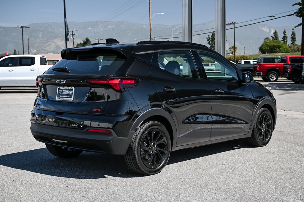 New 2027 Chevrolet Bolt RS FWD image 4