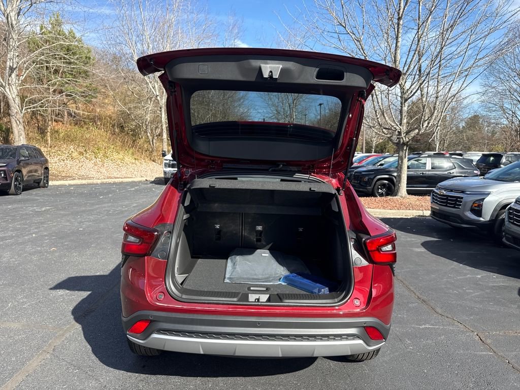 New 2025 Chevrolet Trax LT w/ Driver Confidence Package image 21