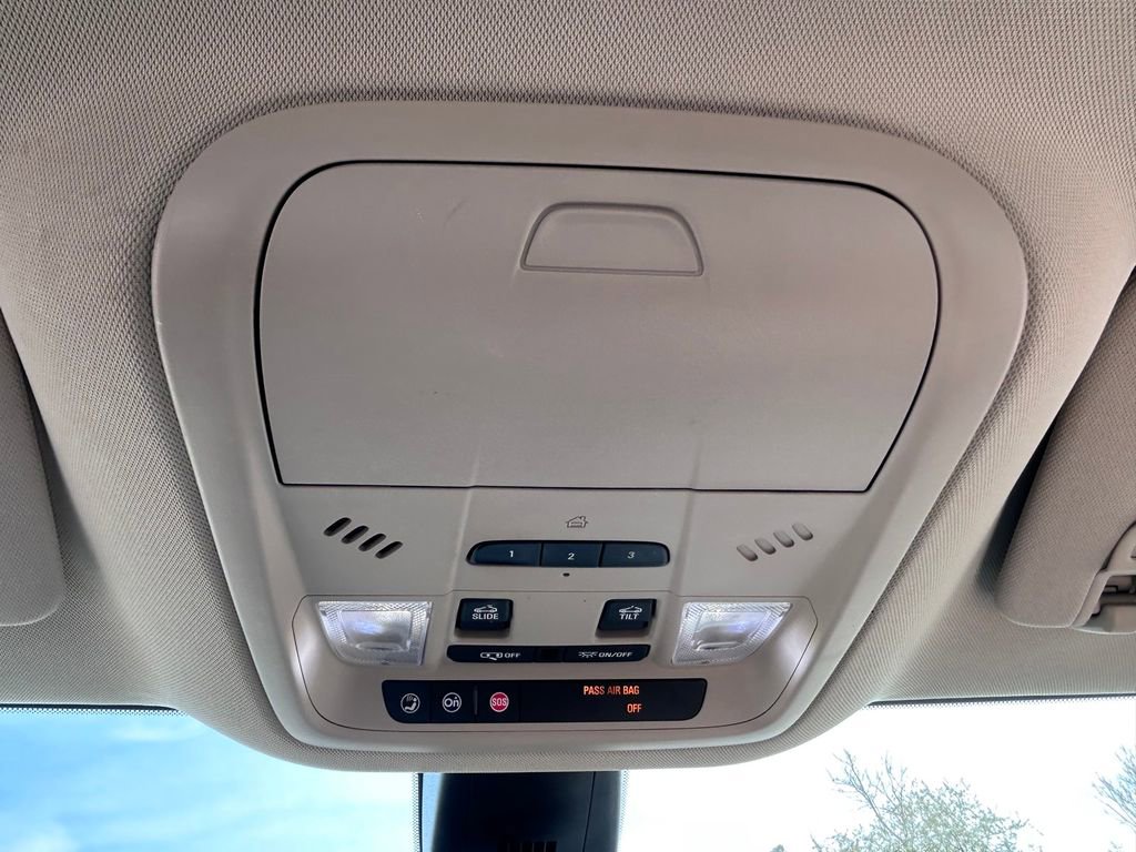 Used 2019 Buick Enclave Premium w/ Experience Buick Package image 27