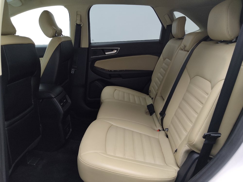 Used 2018 Ford Edge SEL w/ Equipment Group 201A FWD image 18