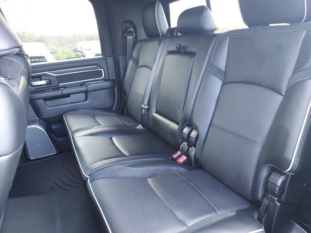 Used 2026 RAM 2500 Laramie AWD/4WD image 29