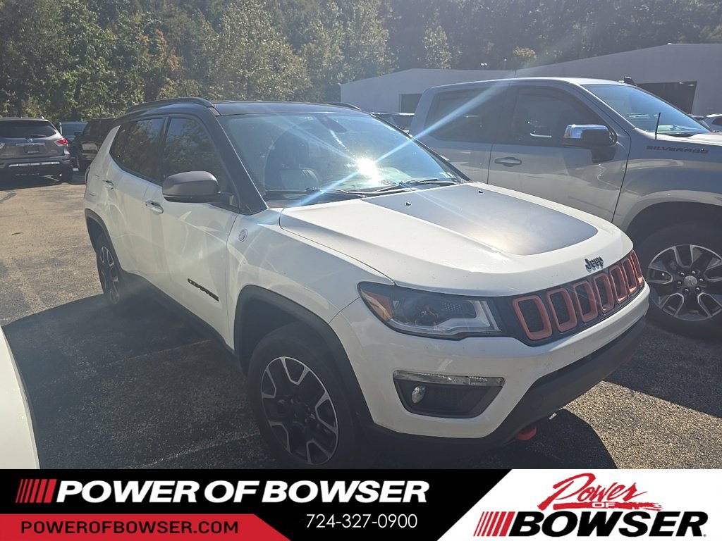 Used 2020 Jeep Compass Trailhawk w/ Leather Interior Group AWD/4WD image 3