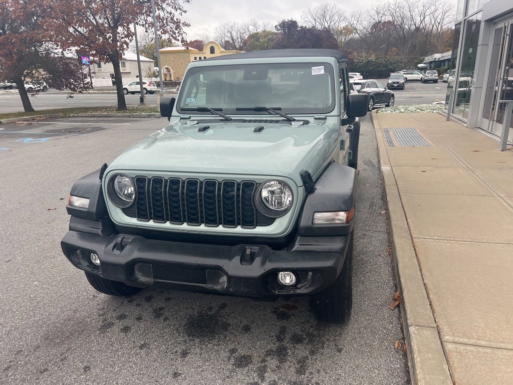 Used 2024 Jeep Wrangler Sport S image 46